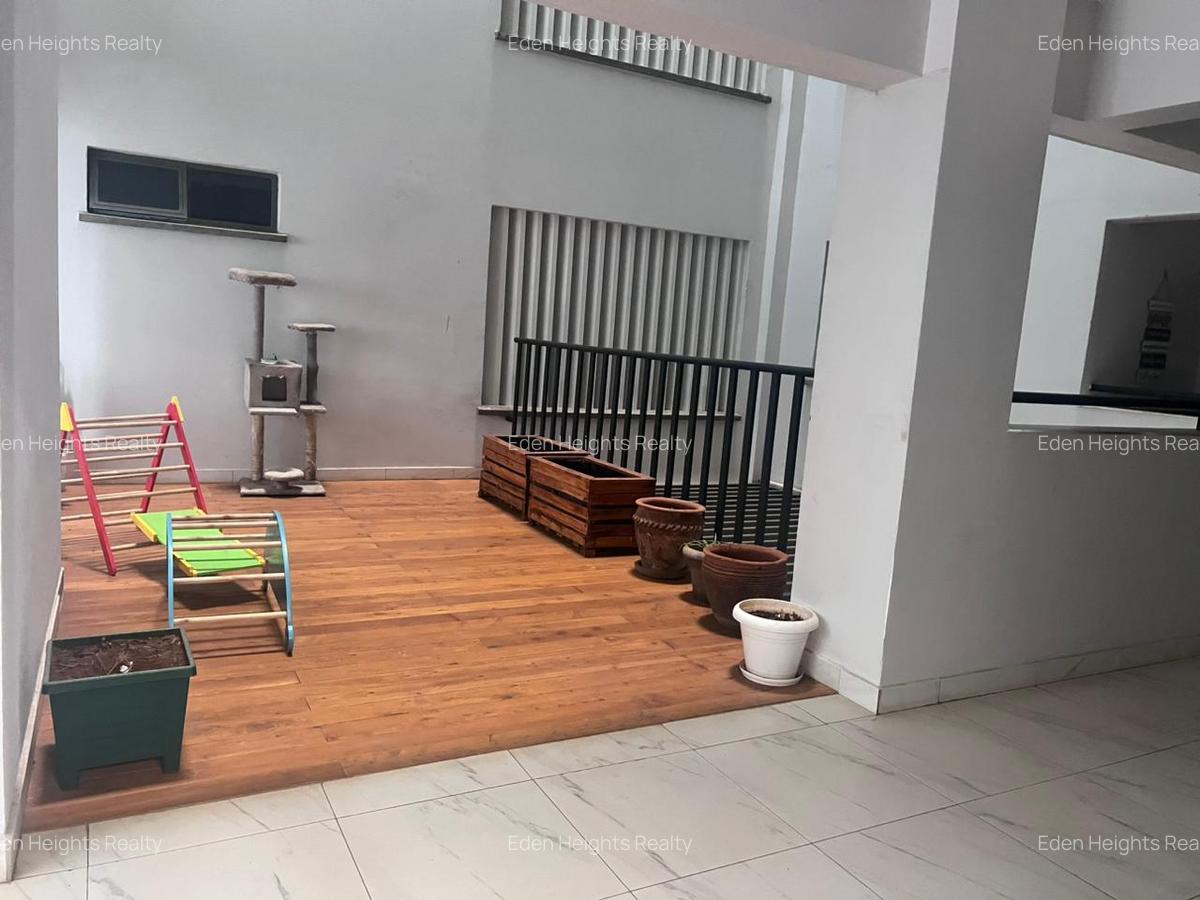 3 Bed Apartment with En Suite in Westlands Area - 4