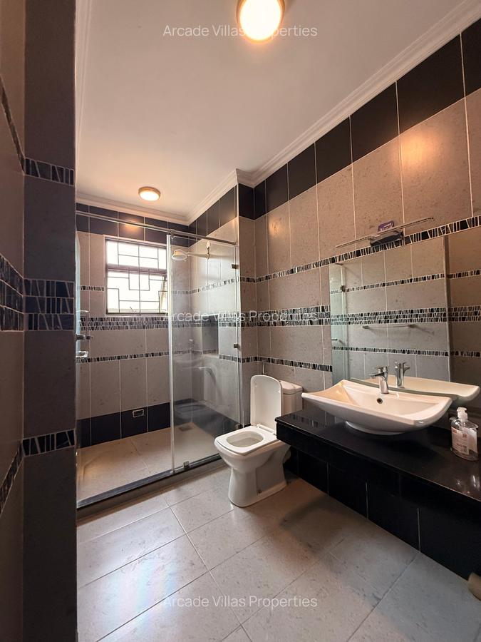 3 Bed Apartment with En Suite in Kileleshwa - 10
