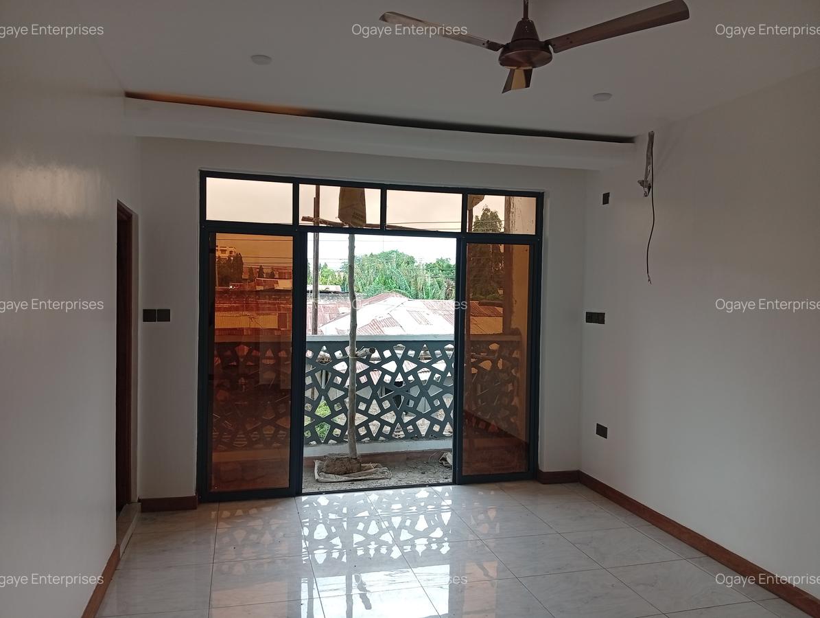 3 Bed Apartment with En Suite at Bombolulu - 3