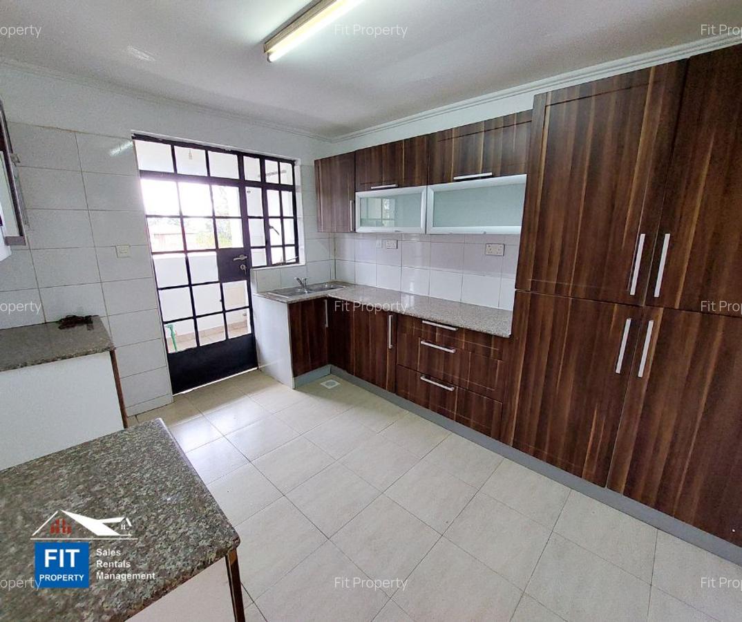 3 Bed Apartment with En Suite in Westlands Area - 6