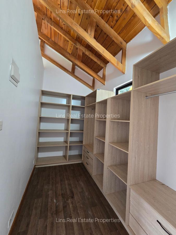 1 Bed House with En Suite in Spring Valley - 11