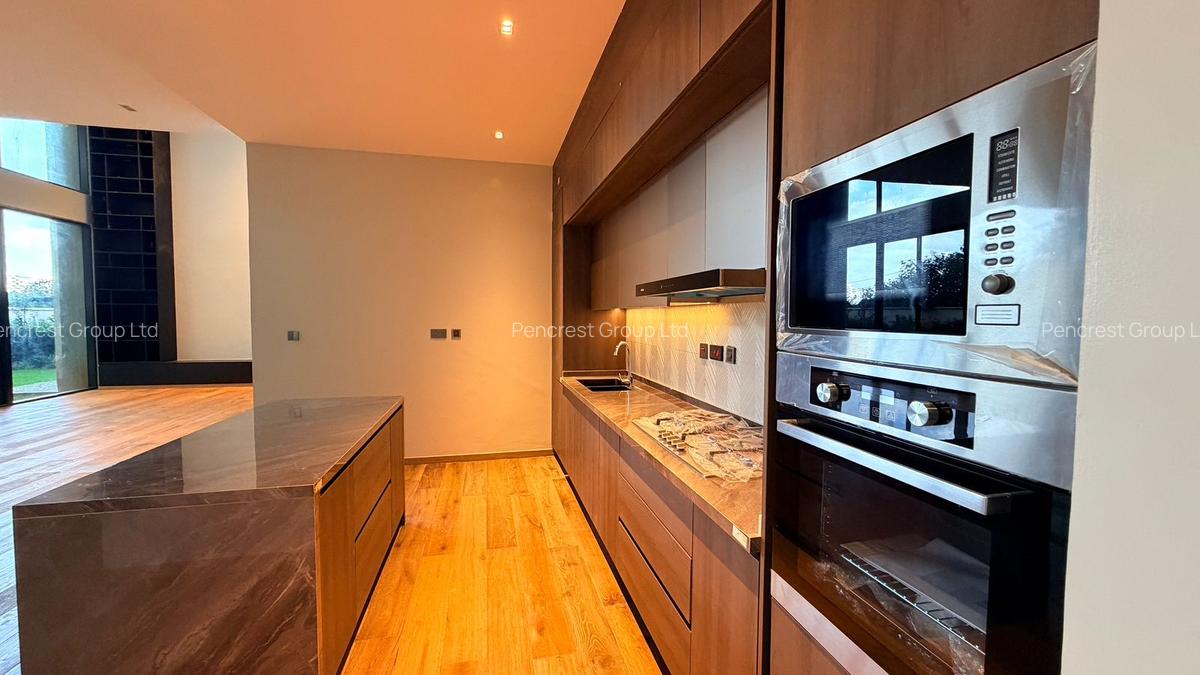 4 Bed Townhouse with En Suite in Runda - 2
