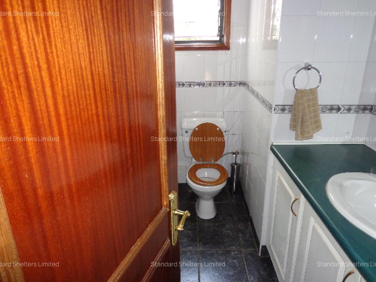 4 Bed Townhouse with En Suite in Kileleshwa - 11