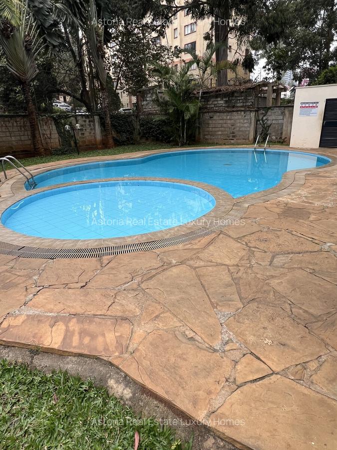 3 Bed Apartment with En Suite at 2026-439 - 4