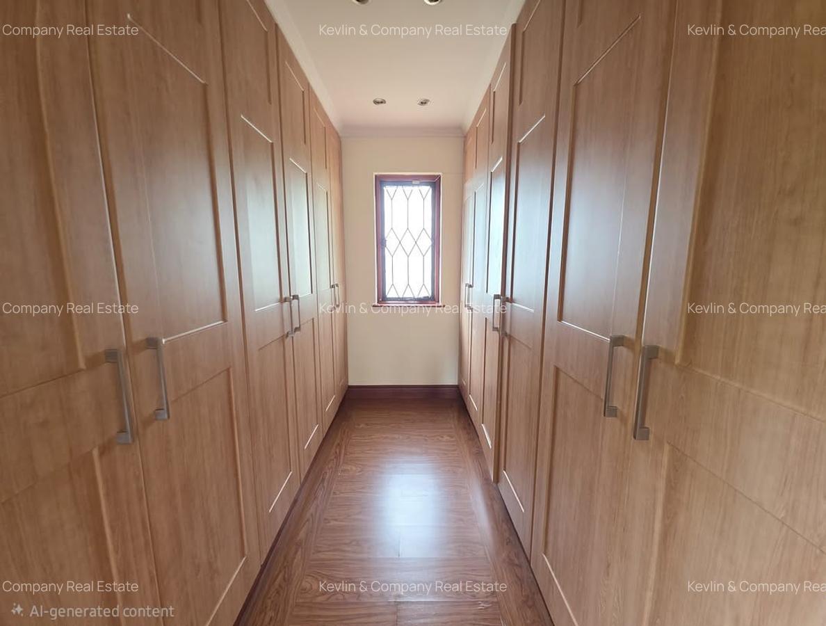 5 Bed Villa with En Suite in Gigiri - 8