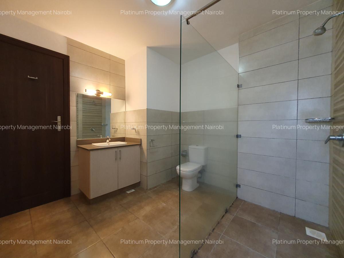 2 Bed Apartment with En Suite at Ojijo Road - 11