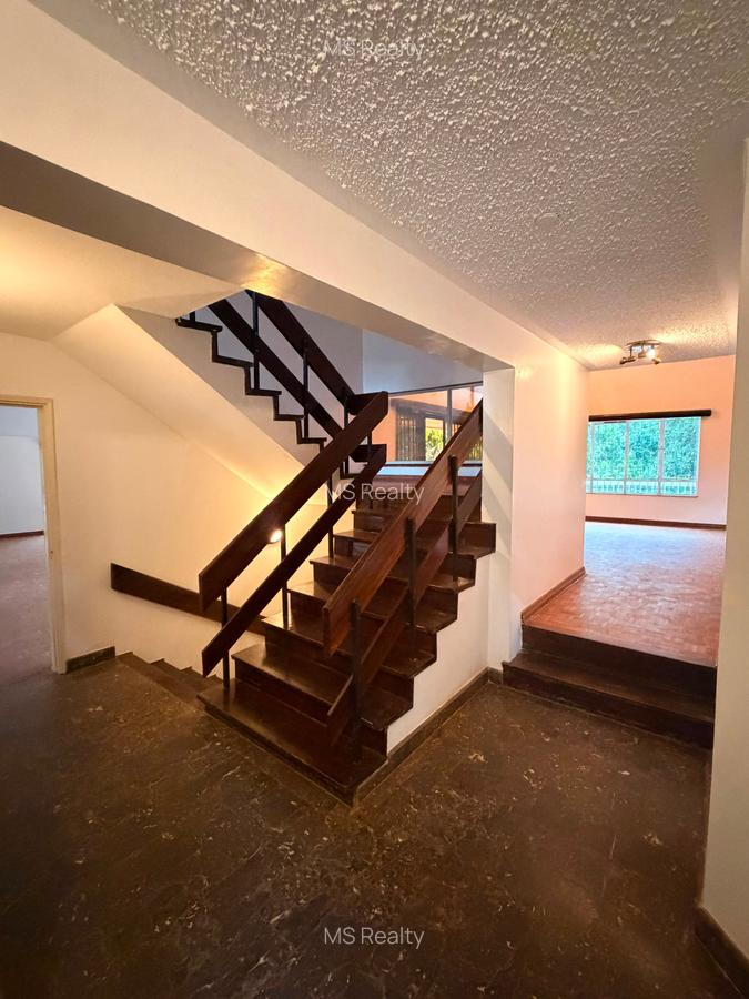 5 Bed House with En Suite in Gigiri - 5