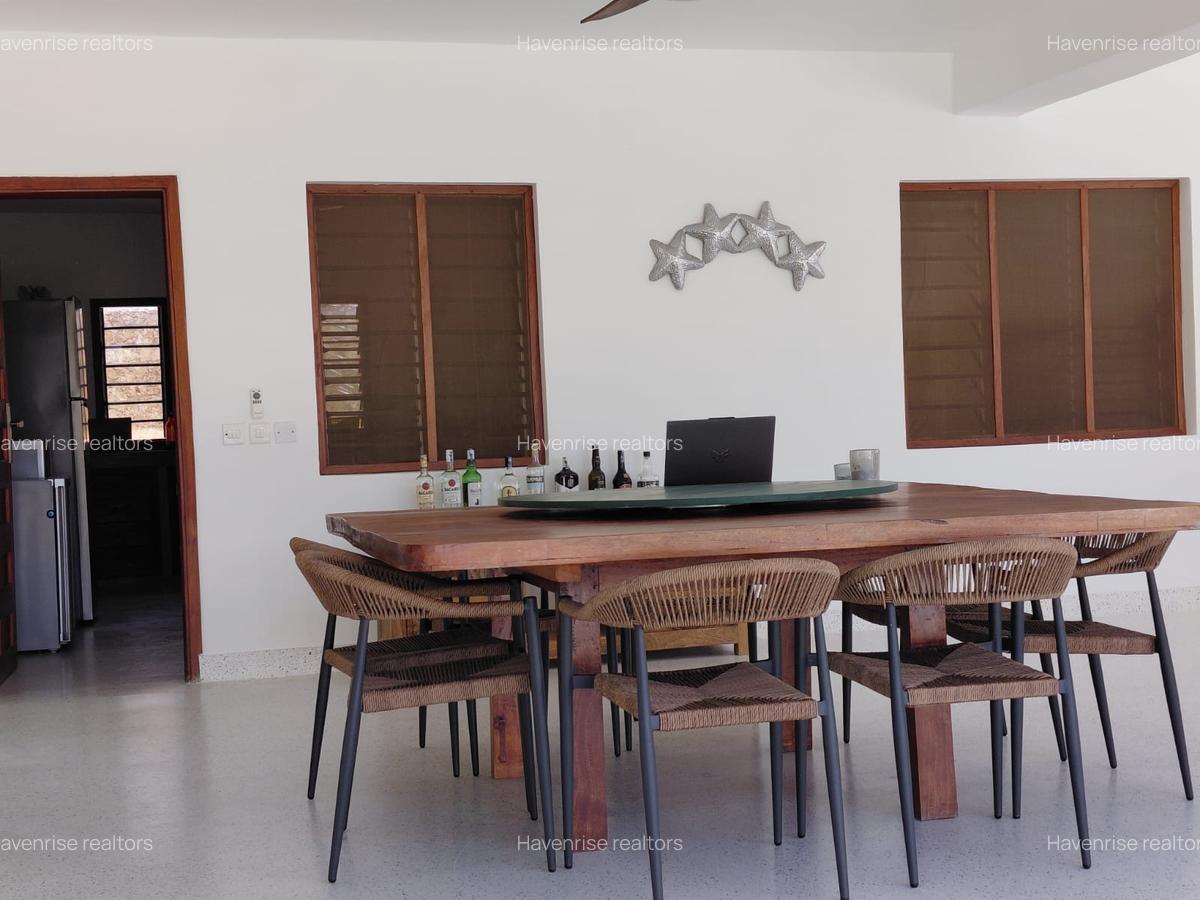 4 Bed House at Watamu - 11