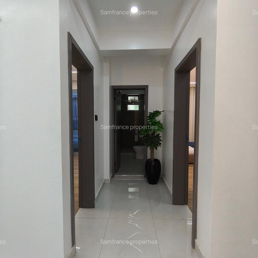 Serviced 2 Bed Apartment with En Suite at Tudor - 2