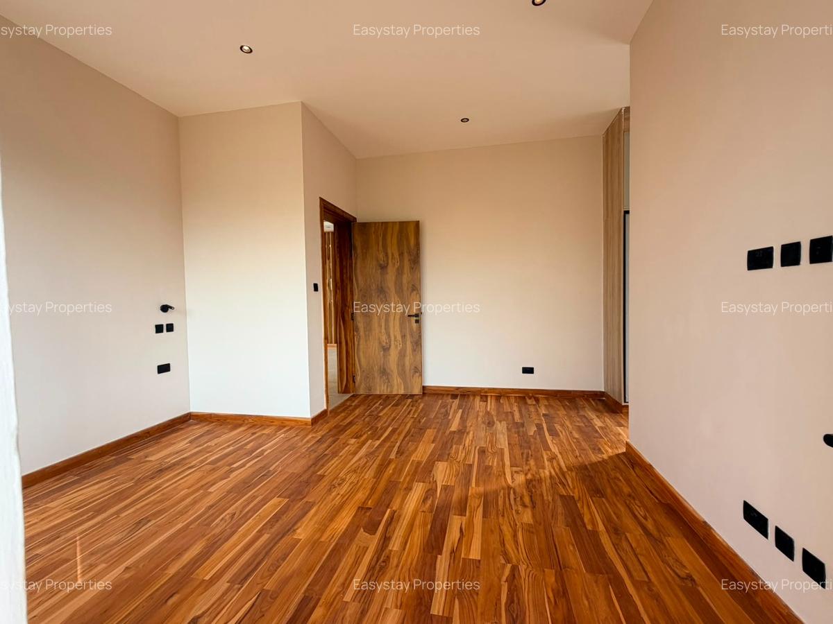 4 Bed Villa with En Suite in Loresho - 5