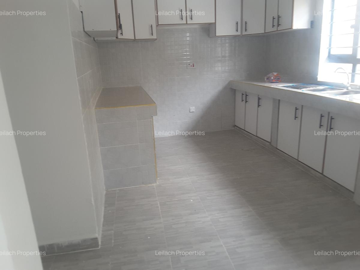 4 Bed House with En Suite in Ongata Rongai - 15