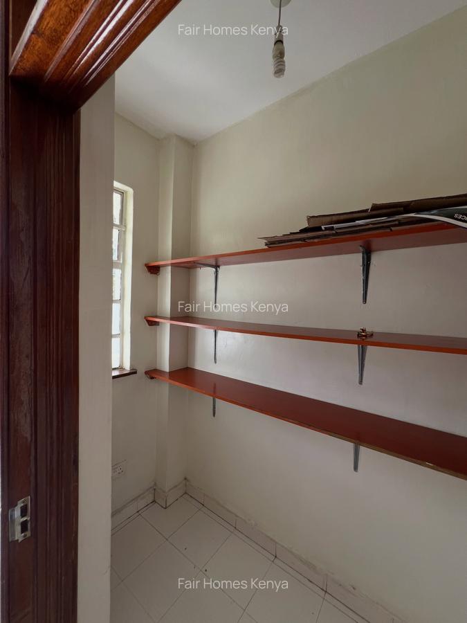 3 Bed Apartment with En Suite at Hatheru Road - 2