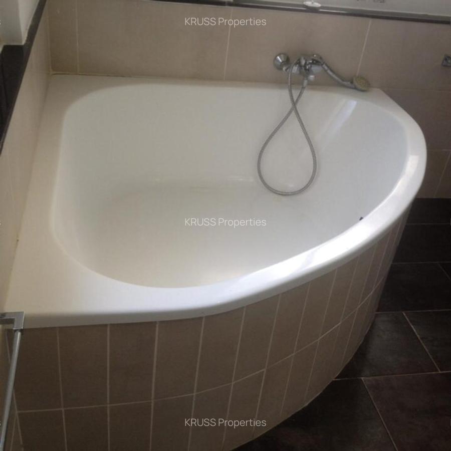 3 Bed Apartment with En Suite at As110 - 4