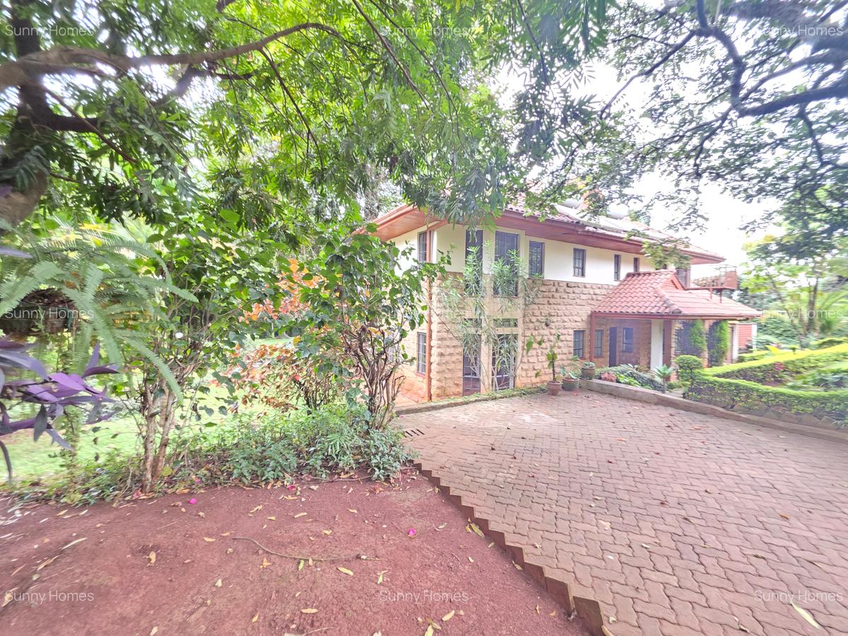 5 Bed Townhouse with En Suite at Rossylin Lone Tree - 15
