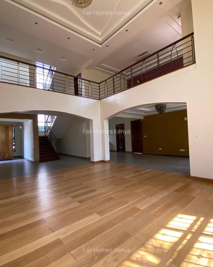 4 Bed Townhouse with En Suite at Lavington Green - 2