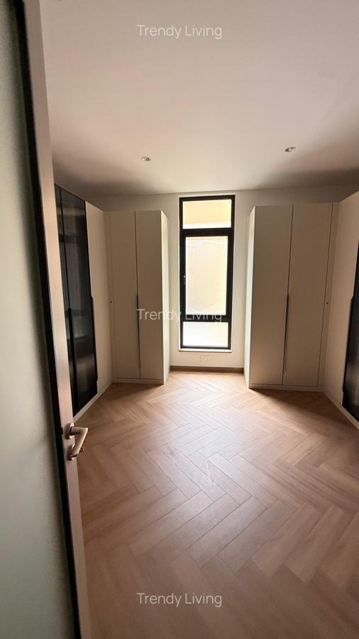 6 Bed Townhouse with En Suite in Lavington - 6