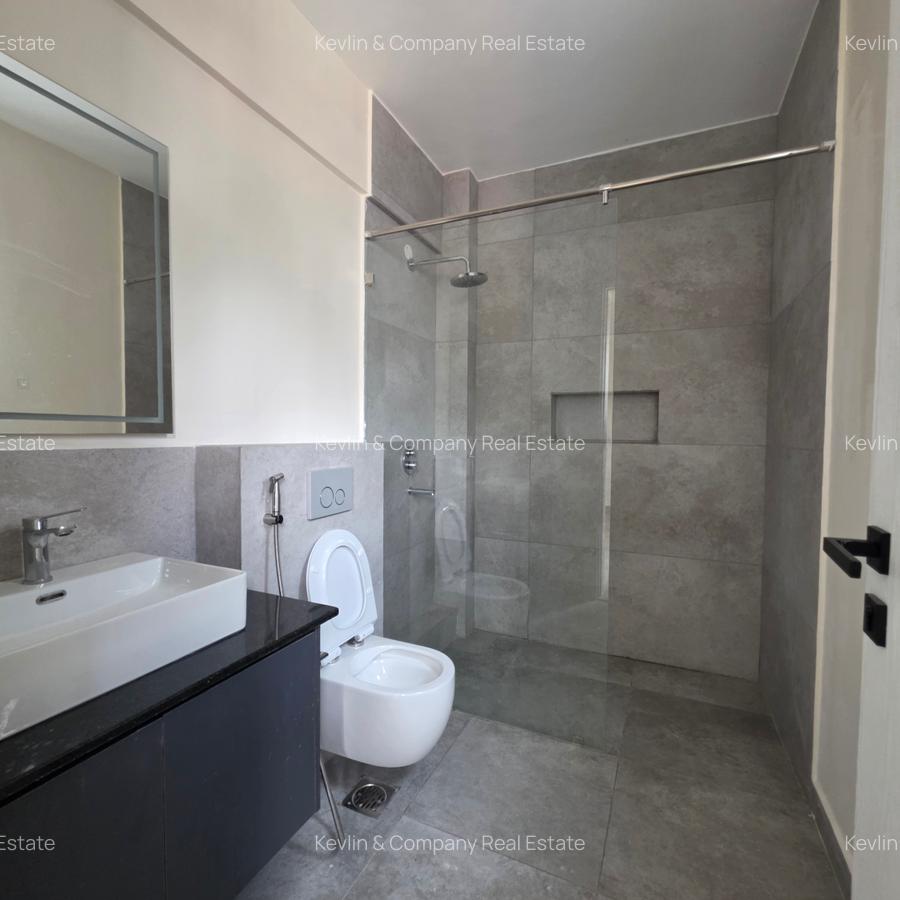 2 Bed Apartment with En Suite in General Mathenge - 11