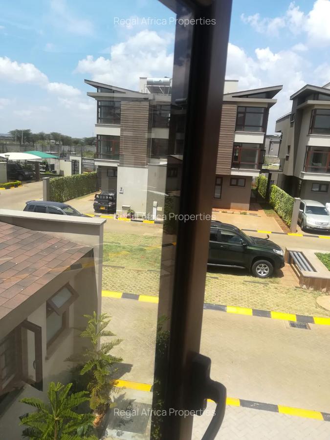 4 Bed Townhouse with En Suite at Langata Road - 8