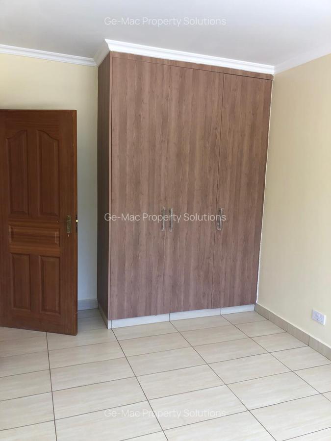 4 Bed House with En Suite in Kiambu Road - 8