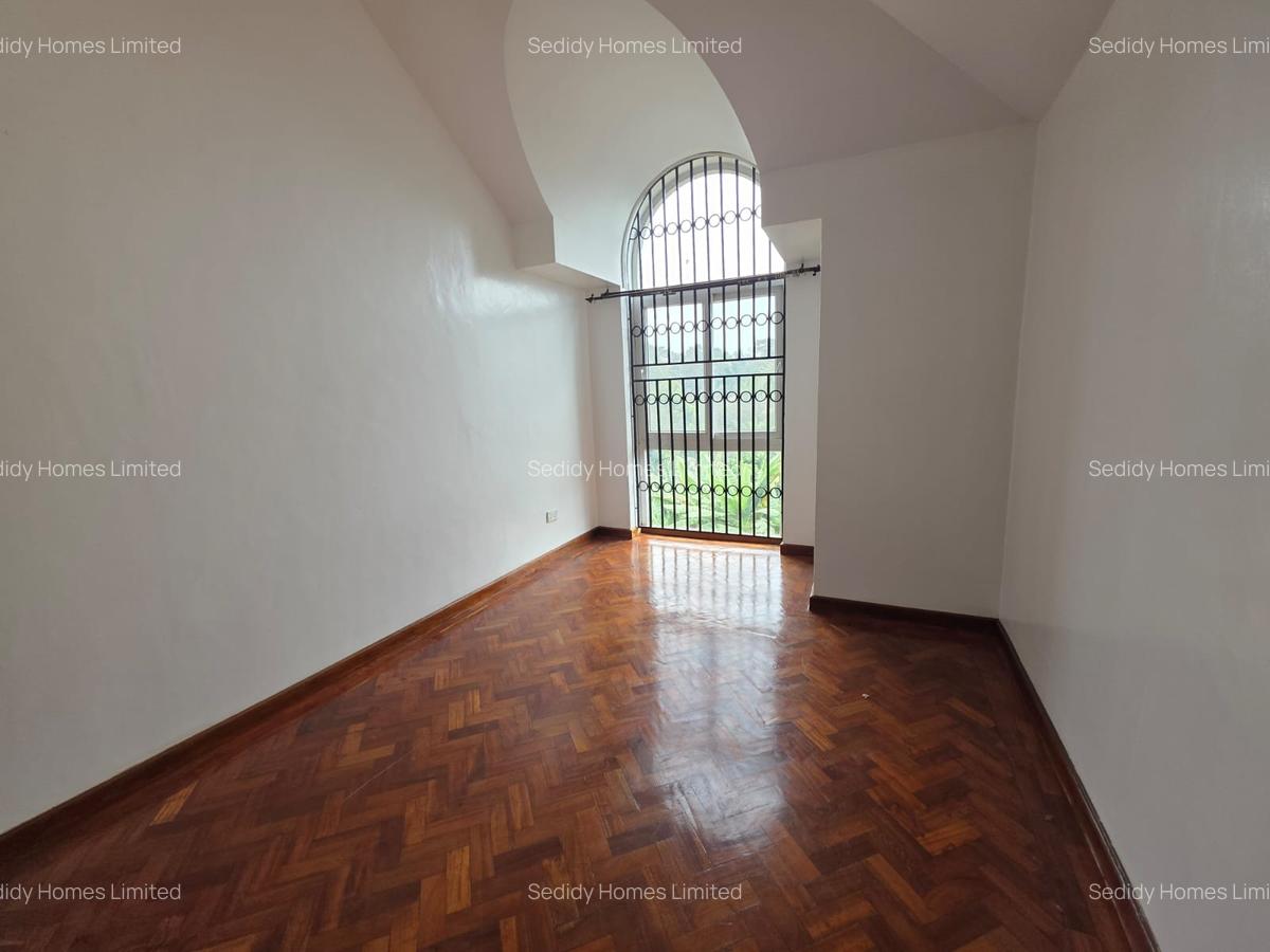 4 Bed House with En Suite in Thigiri - 19