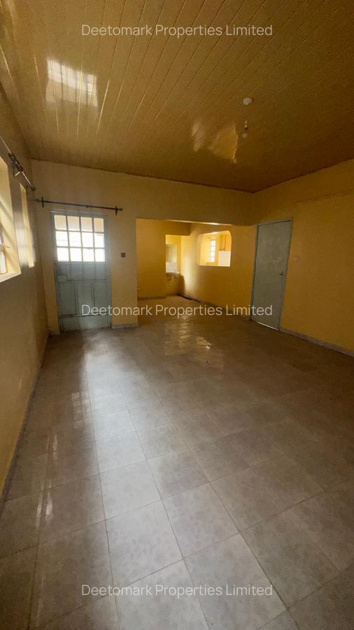 3 Bed House with En Suite at G56 - 6