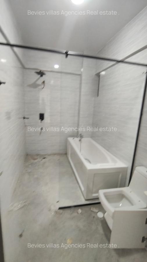3 Bed Apartment with En Suite at Parklands - 4