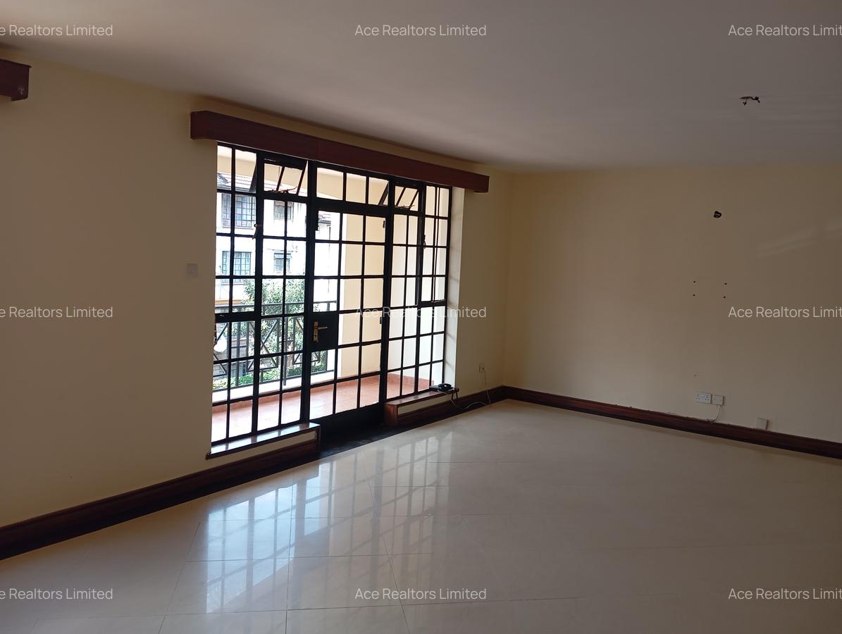 3 Bed Apartment with En Suite at Valley Arcade - 7