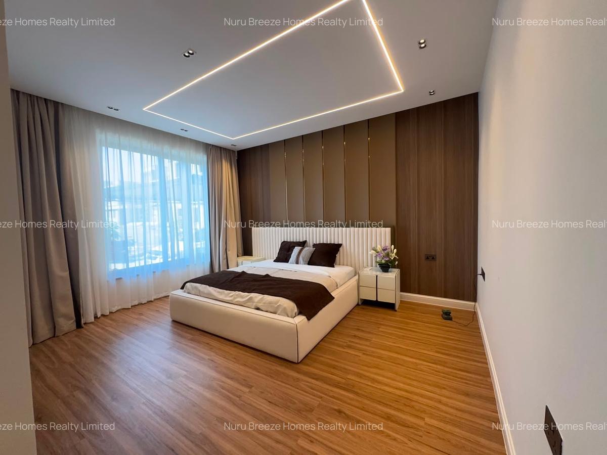 5 Bed Villa with En Suite in Runda - 17