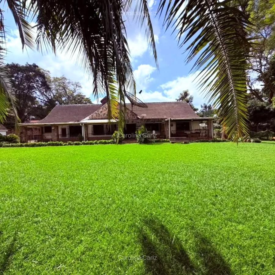 4 Bed House with En Suite at Spring Valley - 1