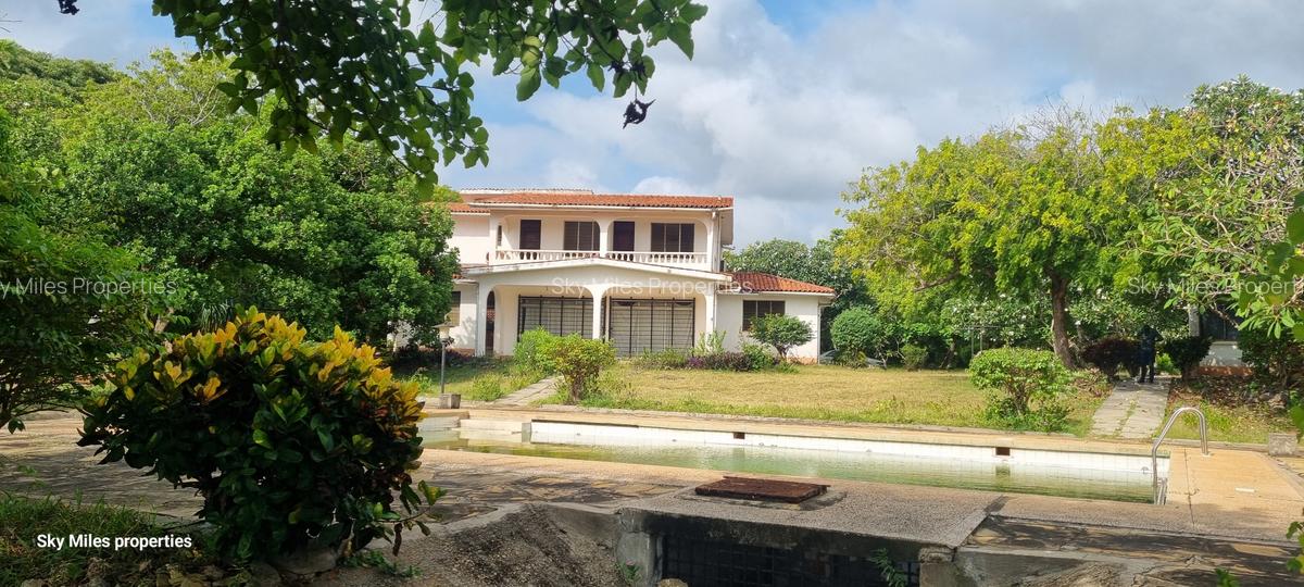 4.4 ac Land at Kuruwitu - 18