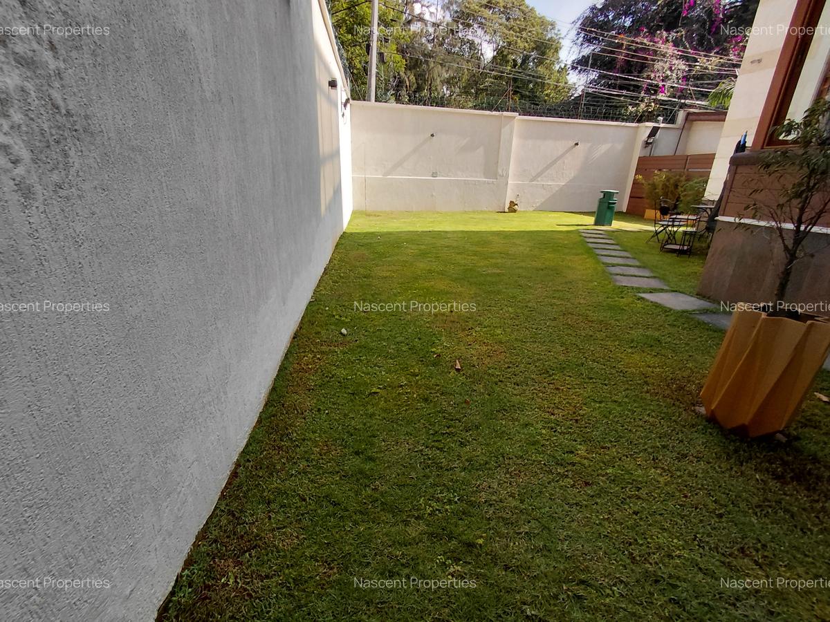 6 Bed Townhouse with En Suite in Lavington - 3