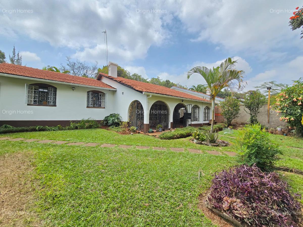 4 Bed House with En Suite in Loresho - 1