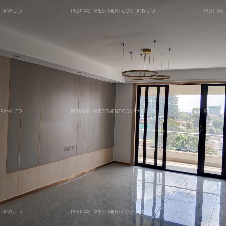 2 Bed Apartment with En Suite in Riverside - 10