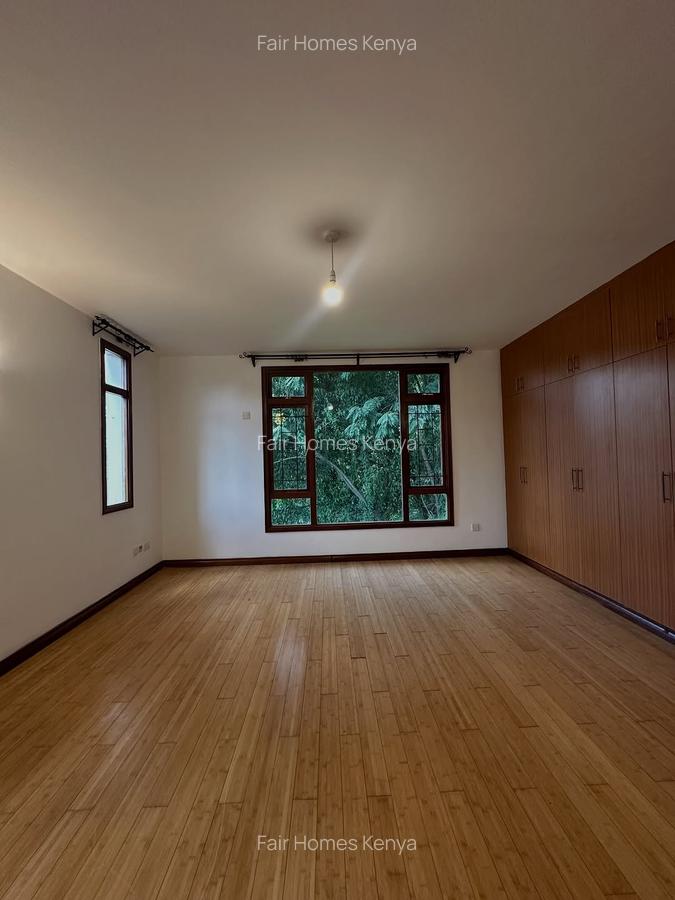 3 Bed Apartment with En Suite at Riverside Drive - 9