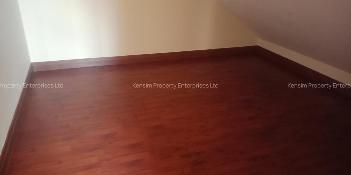 5 Bed Townhouse with En Suite in Lavington - 18