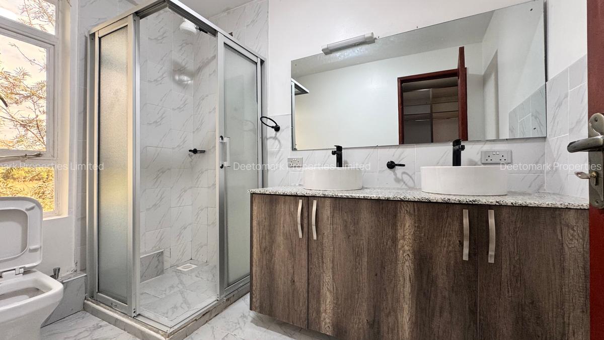 3 Bed Villa with En Suite at Bogani - 19