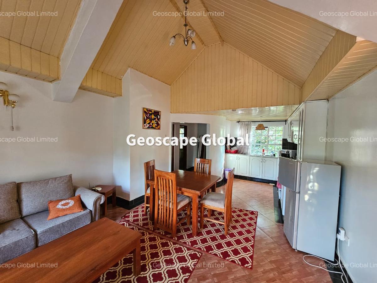 Furnished 1 Bed Apartment with En Suite in Rosslyn - 2