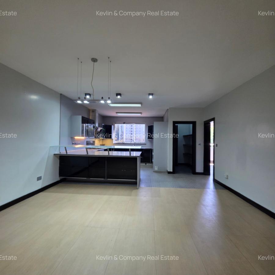 3 Bed Apartment with En Suite in Riverside - 4