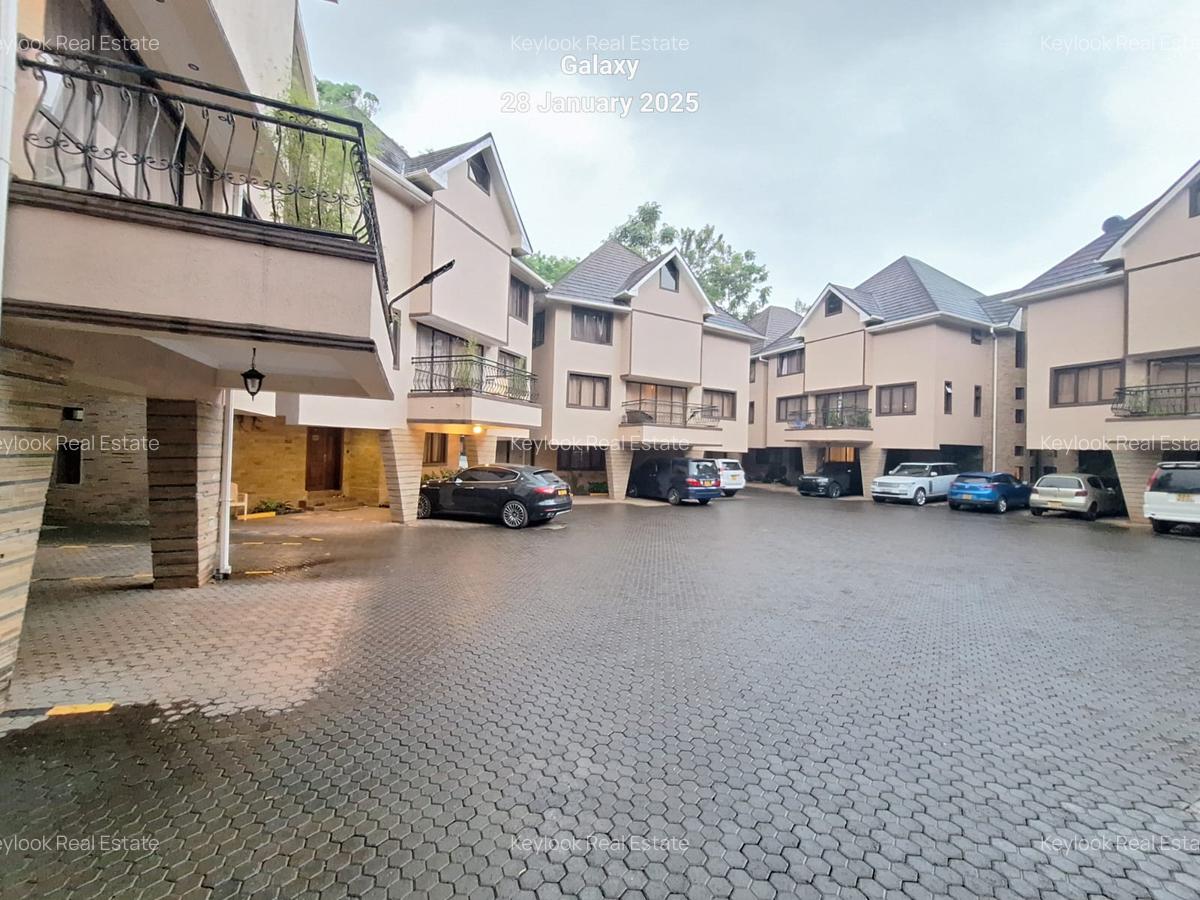 5 Bed Townhouse with En Suite at Off James Gichuru - 2