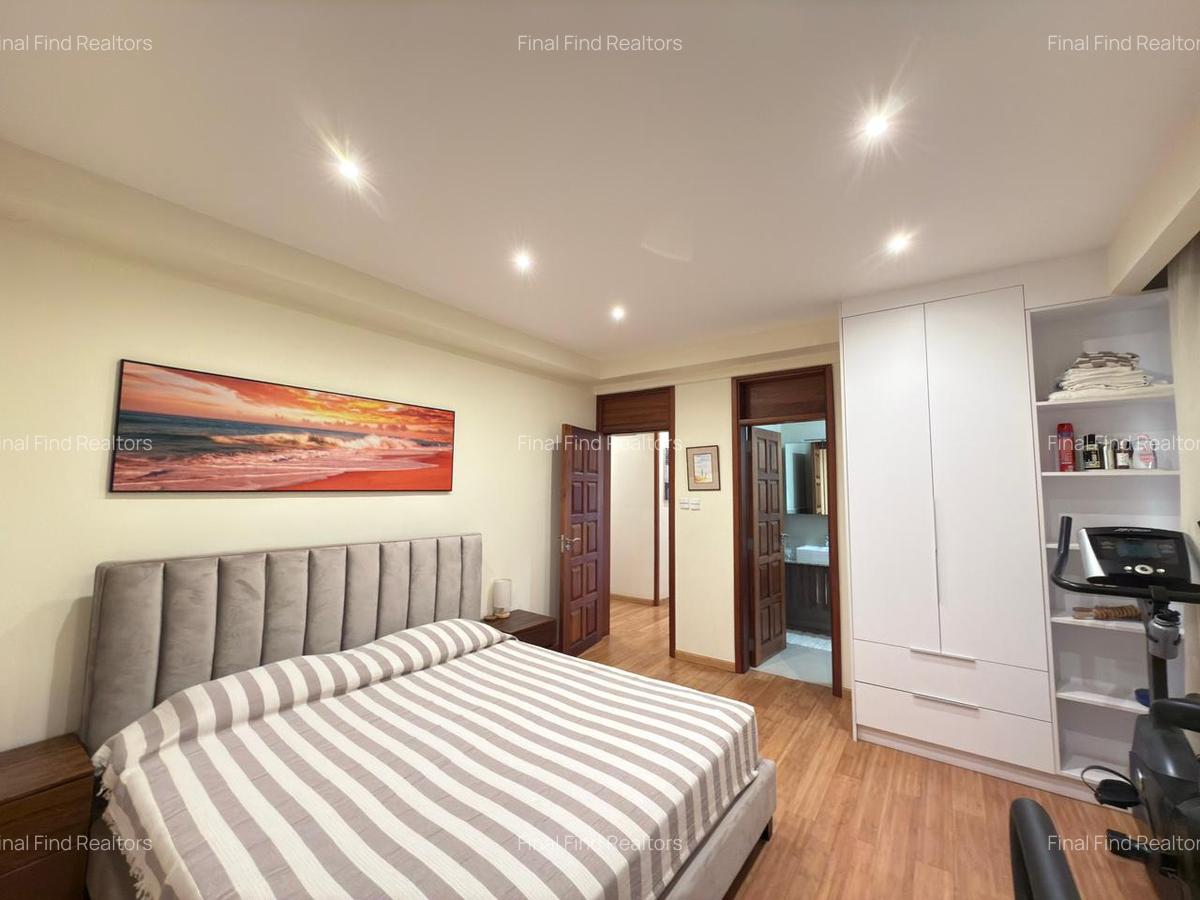 Serviced 3 Bed Apartment with En Suite in Parklands - 5