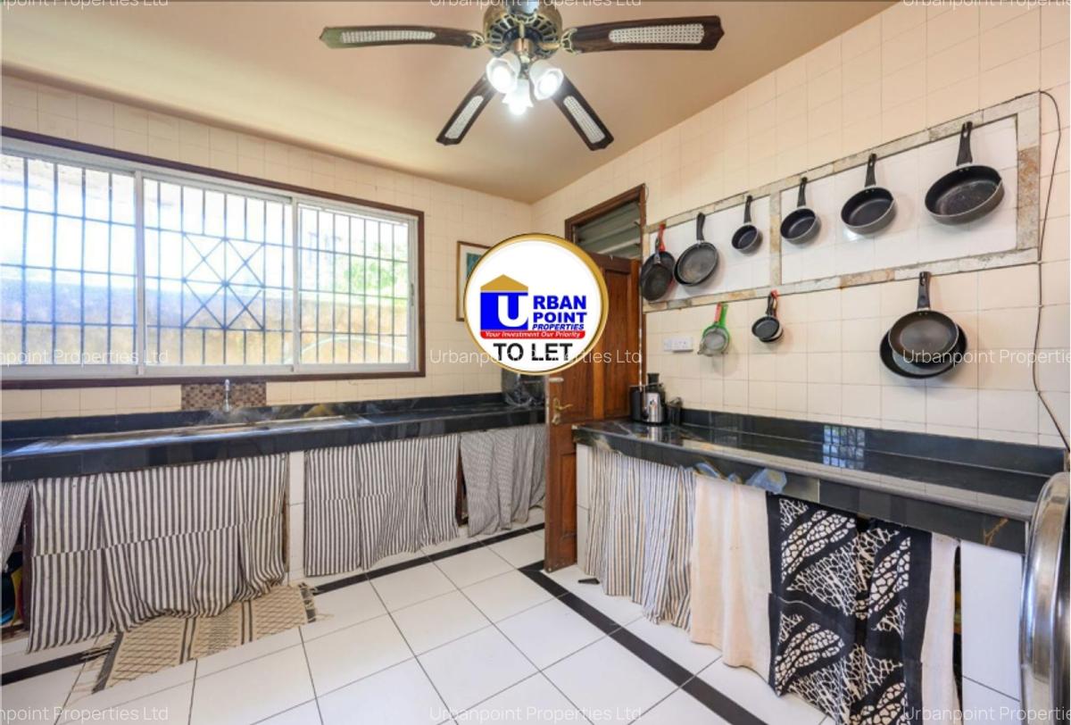 3 Bed House with En Suite in Nyali Area - 5