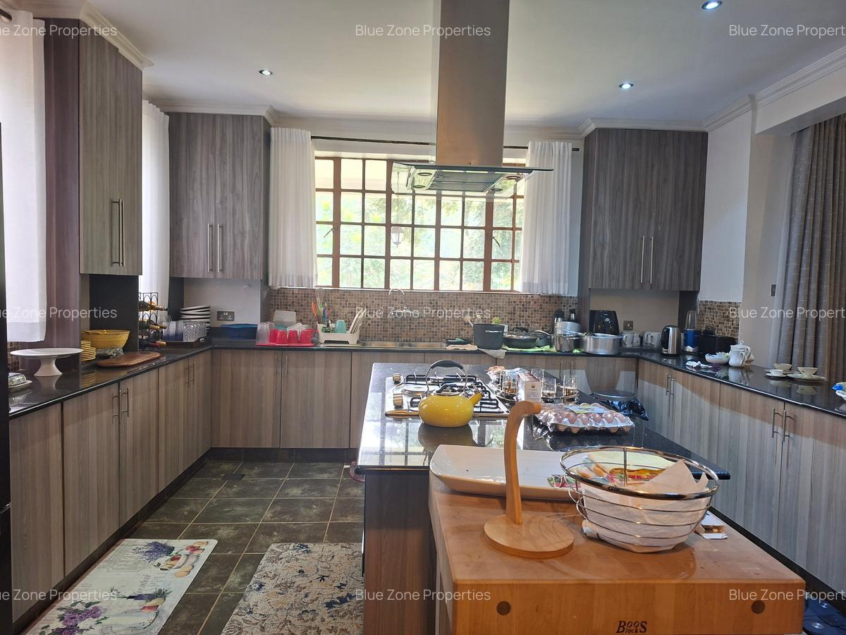 4 Bed Villa with En Suite at Rosslyn Lone Tree Estate Rd - 8
