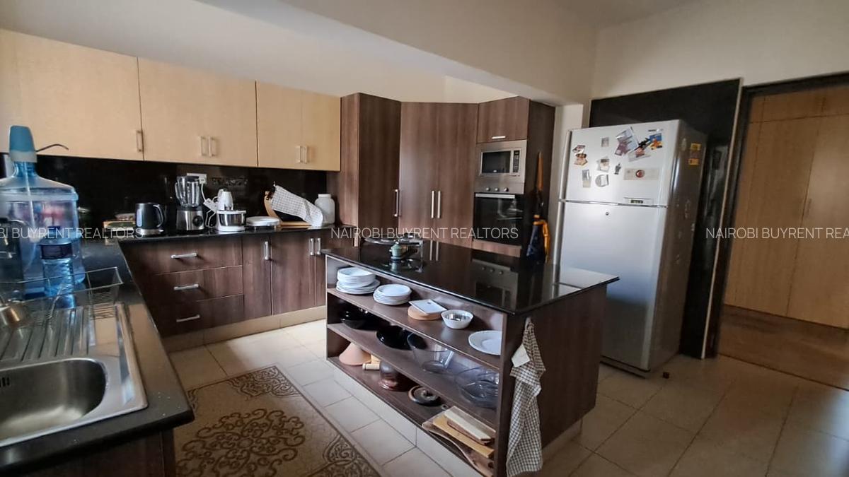 2 Bed Apartment with En Suite in Kilimani - 4