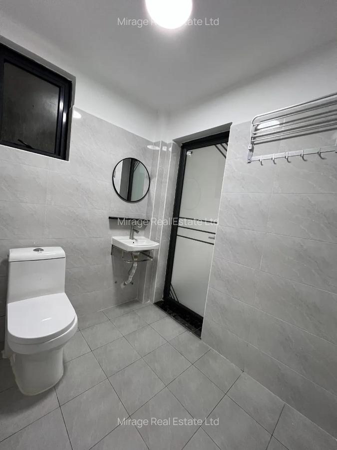 1 Bed Apartment with Gym in Kilimani - 3