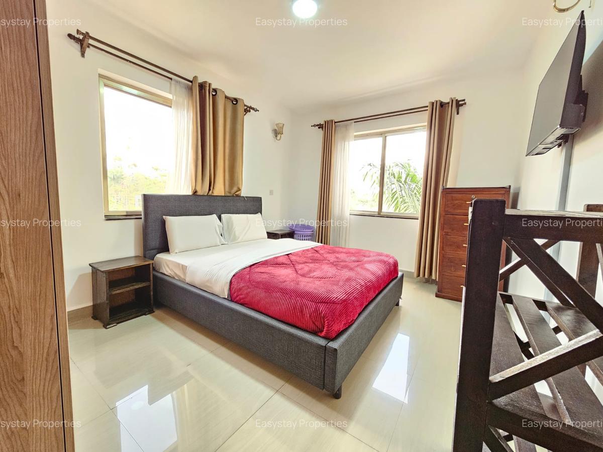 Serviced 1 Bed Apartment with En Suite in Nyari - 1