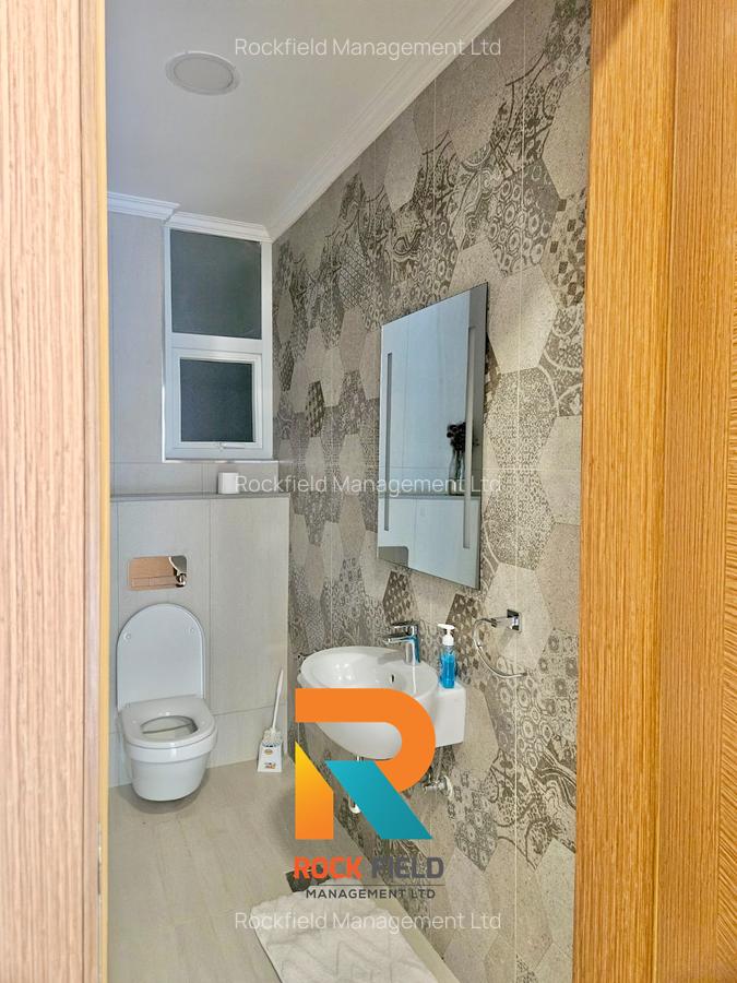 Furnished 2 Bed Apartment with En Suite in Parklands - 17