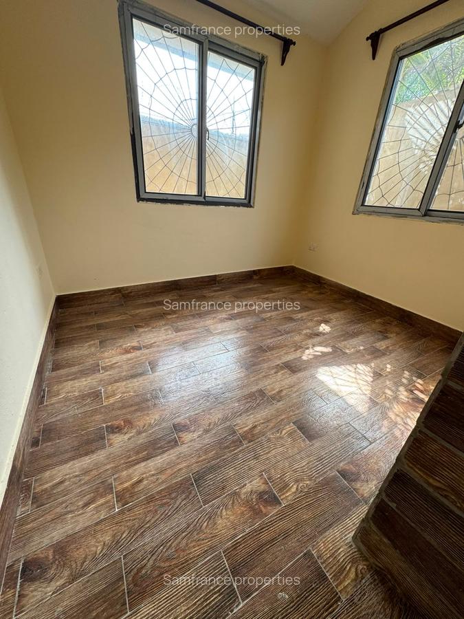 4 Bed Villa with En Suite at Utange - 7