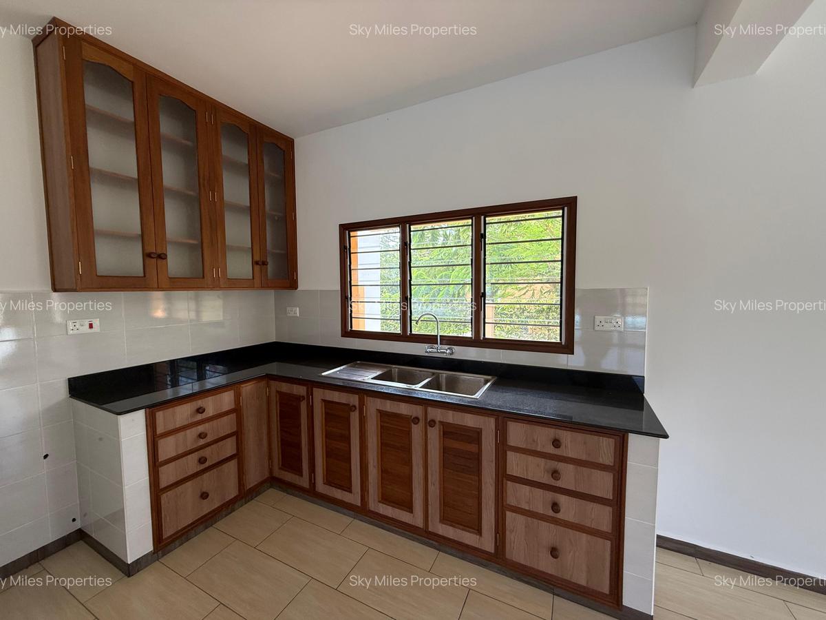 3 Bed Villa with En Suite at Ukunda - 5