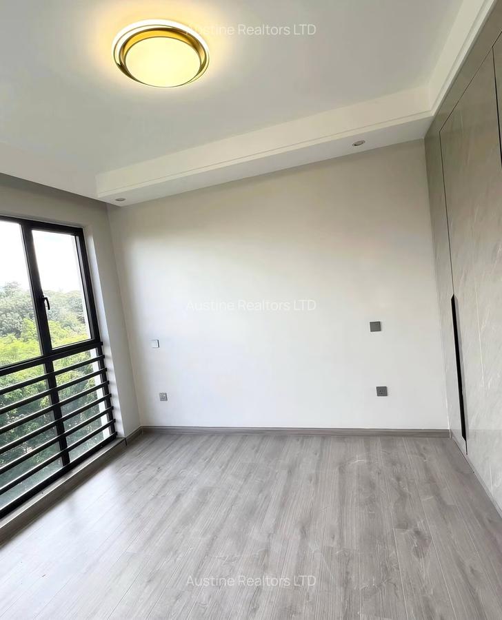 2 Bed Apartment with En Suite in Riverside - 6