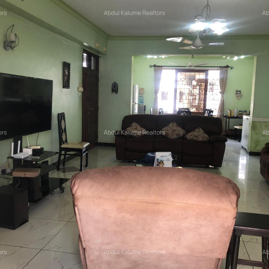 Serviced 4 Bed Apartment with En Suite at Mombasa - 6